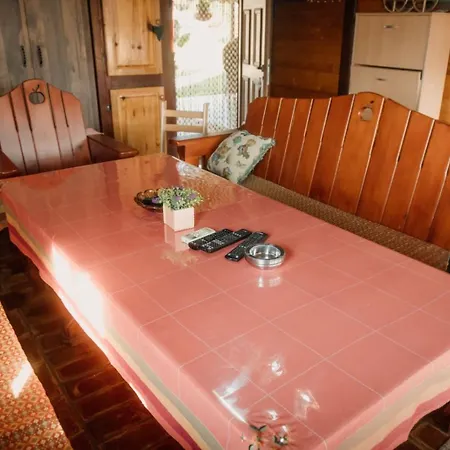 Kuca Luna Holiday home *