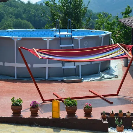 Holiday home Kuca Luna *